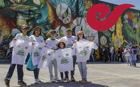 Inicia Regalo De Mil Playeras De Pericos Campeones Prometidas Por