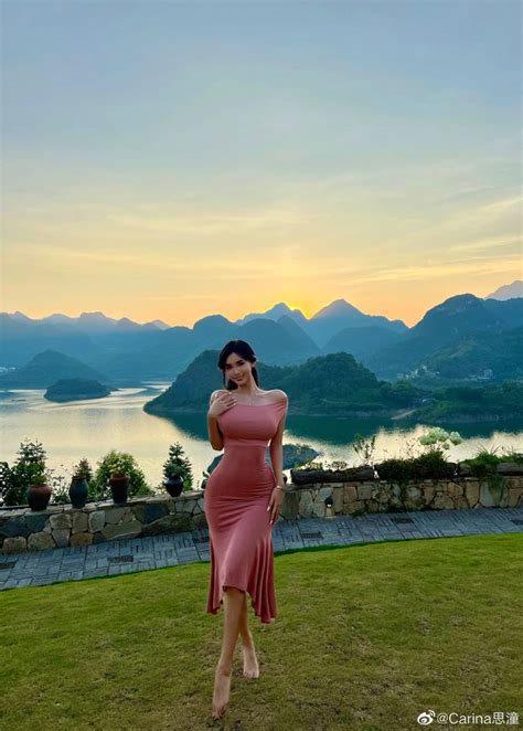Hot girl phòng gym Trung Quốc khoe vóc dáng chuẩn đồng hồ cát Người đẹp Việt Giải Trí