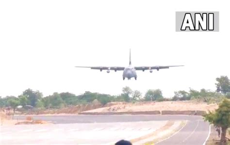 Watch Iaf Aircraft Carrying Rajnath Gadkari Lands At Nh In Rajasthan