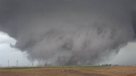 Multi Vortex Wedge Tornado And Storm Damage Harlan Iowa Youtube