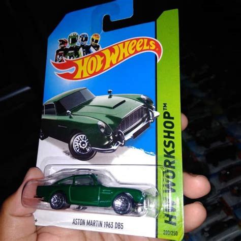 Aston Martin Db5 63 Green Rare Classic Car Mattel Hw Hot Wheels James Bond 007 Mobil Klasik