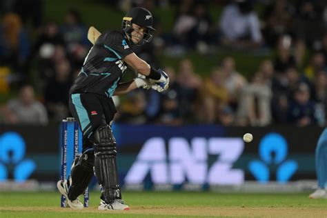 Black Caps beaten again by Pakistan | Otago Daily Times Online News