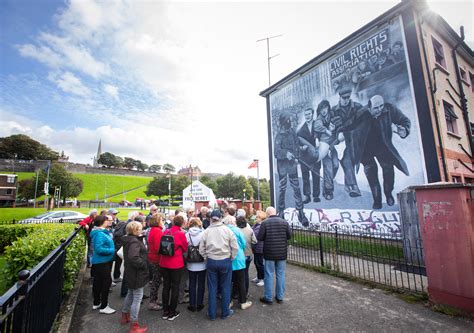 Bogside History Tour – Walking Tour – VisitDerry Visitor Pass