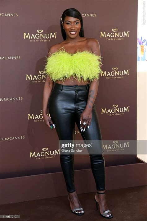 Aya Nakamura Ayanakamura Officiel Nude OnlyFans Leaks Fappening FappeningBook