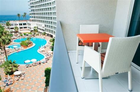 Palm Beach Apartments in Tenerife - StagWeb