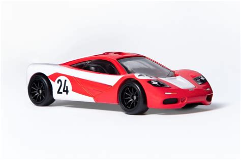 Lan Amento De Miniatura In Dita Da Hot Wheels E Mclaren Agita Colecionadores