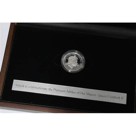 Gibraltar Queen Elizabeth Ii Platinum Jubilee Platinum Sovereign Proof