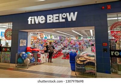 Five Below Store Images, Stock Photos & Vectors | Shutterstock