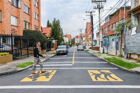 Más De 1000 Vías Residenciales De Bogotá Tendrán Nueva Señalización