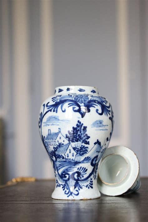 Proantic Paire De Vases En Fa Ence De Delft