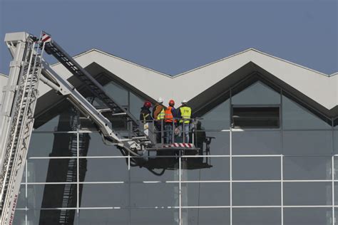 Prosecutors In Serbia Arrest People Over Roof Collapse At Train