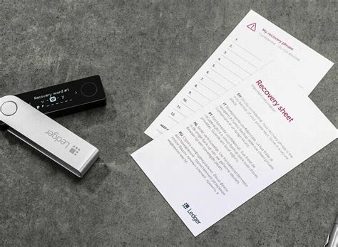 Купить Ledger Nano X в Москве за 14990 руб - аппаратный криптокошелек