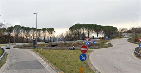 Macerata Lavori In Via Tucci Cambia La Viabilit Per Settimane