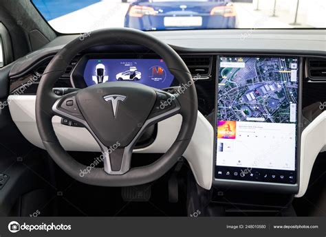 Interior Tesla Model X luxury electric car – Stock Editorial Photo