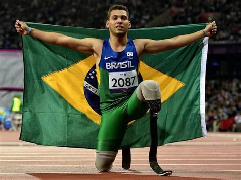 Alan Fonteles Bate Pistorius E Ouro Nos M T Paraolimpiadas