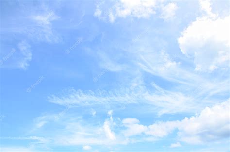 Premium Photo | Bright sky with cloud background element.