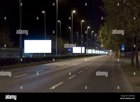 Business Billboards Hi Res Stock Photography And Images Alamy