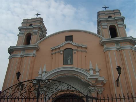 En Las Calles De Lima El Santuario De Santa Rosa De Lima