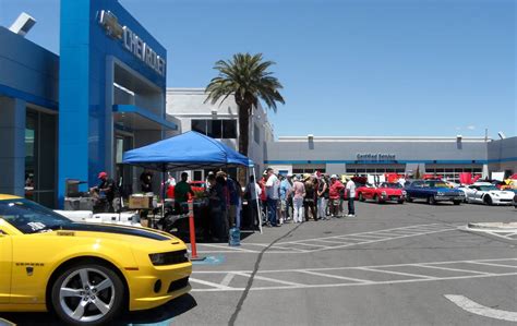 Ed Bozarth honors vets during Memorial Day celebration | Dealer News ...