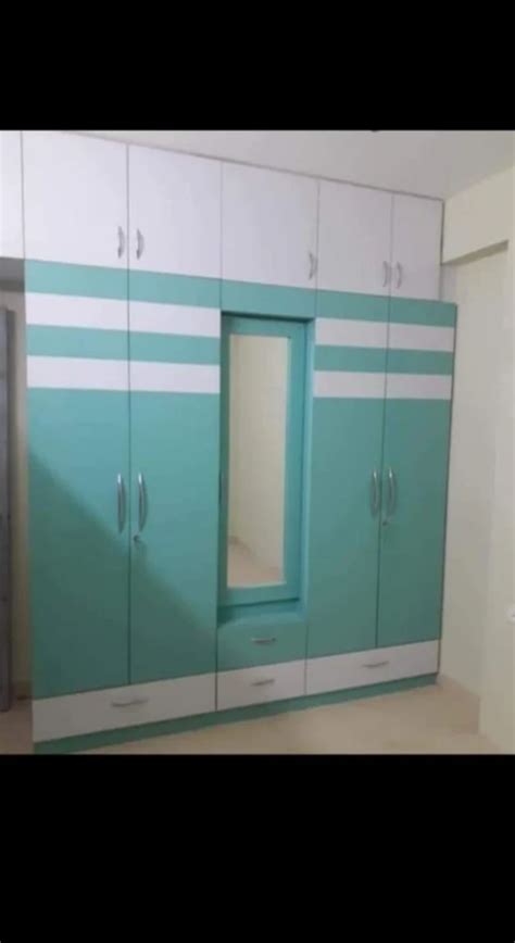 Plywood 4 Door Modular Wooden Wardrobe For Home With Locker At Rs 850