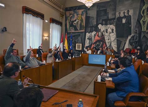 El Pleno Expresa Su Adhesión A La Constitución Y Rechaza La Aprobación