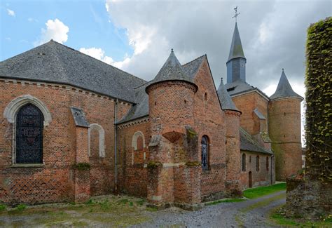 Aisne Thiérache Plomion église fortifiée Eglise fort Flickr