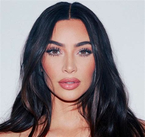 Kim Kardashian Niega Haber Maltratado El Ic Nico Marilyn Monroe Que Uso