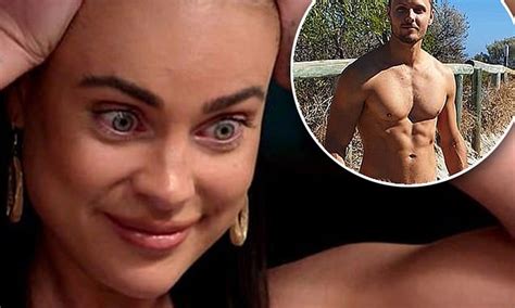 Married At First Sight S Bronte Schofield Caught Sending Flirty Texts