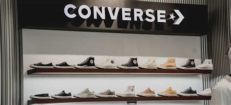 Outlet Mall Converse Store