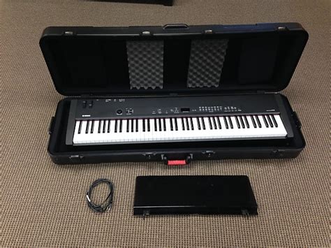 Yamaha Cp 33 Stage Piano W Gator Hardshell Case And Stand Reverb