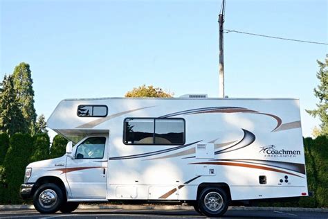 Low Miles And Loaded 2013 Coachmen Freelander 21qb Camper Campers For