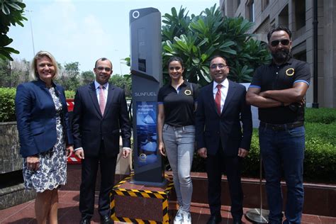 Radisson Hotel Group inaugurates EV charges at the Radisson Blu Plaza ...