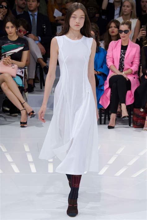 Christian Dior Spring 2015 Ready To Wear Fashion Show In 2020 Fashion