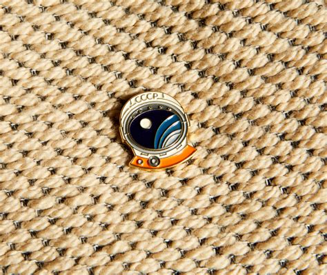 Купить сувениры и подарки с московской символикой в интернет магазине в ...