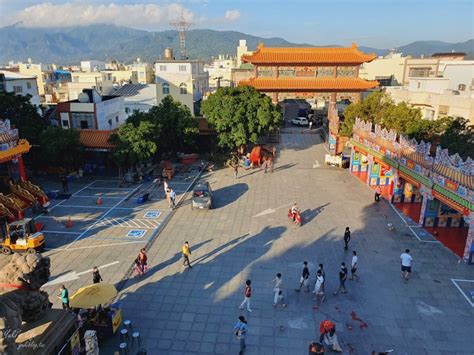 屏東景點》車城福安宮，金碧輝煌的華麗廟宇，買洋蔥和鹹蛋 Yuki S Life