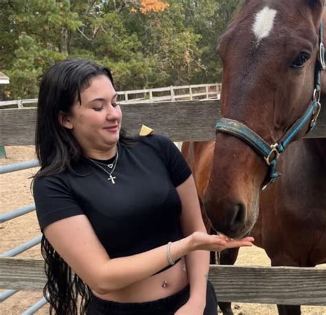 New York Father Rescues Missing Daughter From Suspected Sex Trafficking After Day Search