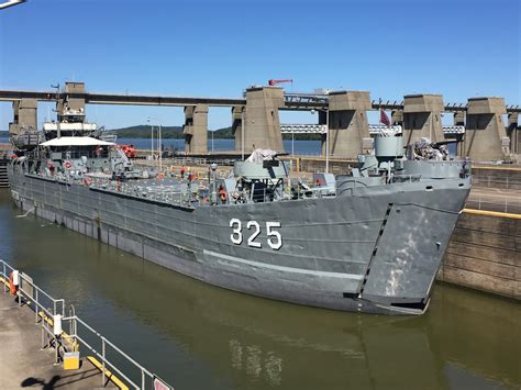 Uss Lst 325 Passes Through Smithland Locks And Dam On The Ohio River At