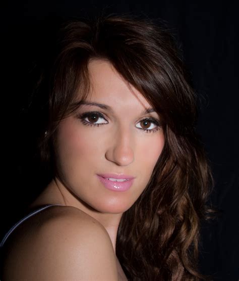 Hot Sexy Rebecca Newman Bikini Pics