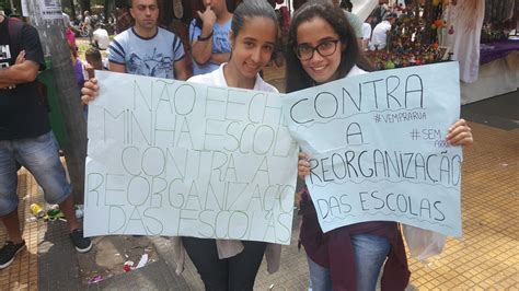 Fotos Estudantes Protestam Contra Fechamento De Escolas Públicas De Sp