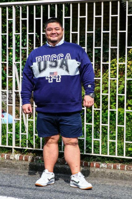 ビッグな男にはビッグなトレーナー サイズがない人必見 BIG MANS FASHION SNAP ぽっちゃり男子のためのファッション Mr Babe