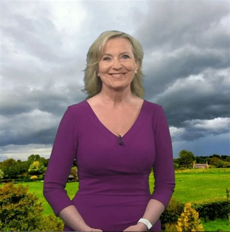 Carol Kirkwood Wows Bbc Breakfast Fans As She Shows Off Curves In Figure Hugging Dress The