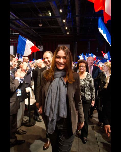 Photo Carla Bruni Sarkozy au meeting de Nicolas Sarkozy à Bordeaux