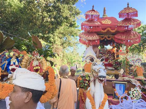 Rathayatras In Bali Ramai Swami