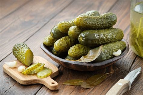 Консервированные корнишоны – простой и вкусный рецепт, как приготовить ...