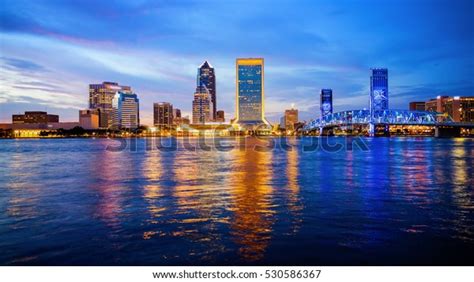 392 Jacksonville Florida Skyline At Night Images, Stock Photos ...