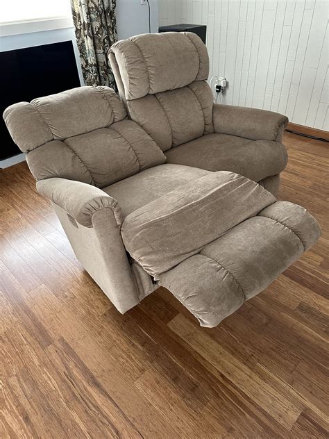 New Low Price Lazy Boy Love Seat Recliner For Sale In Issaquah Wa Offerup