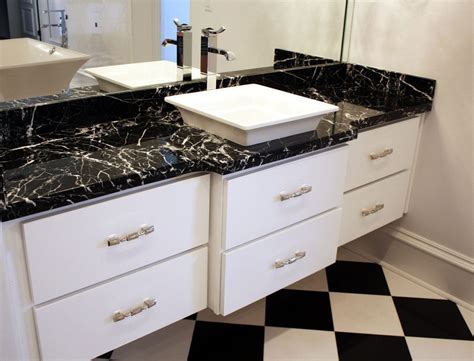 Мраморная столешница Nero Marquina для ванной комнаты по цене от 120 ...