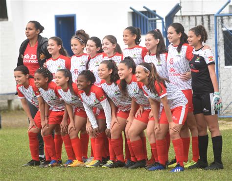 Colégio Unesc é campeão microrregional do Moleque Bom de Bola