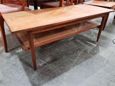 Lot Parker Coffee Table With Rattan Shelf