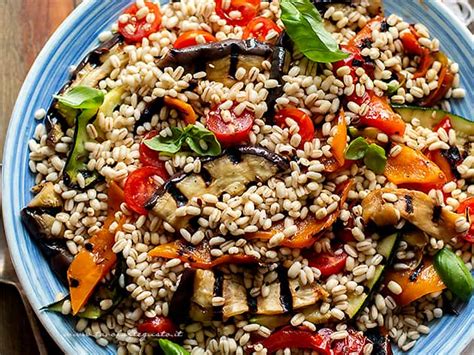 Insalata Di Orzo Con Verdure Fresca Ed Estiva Ricetta Veloce In